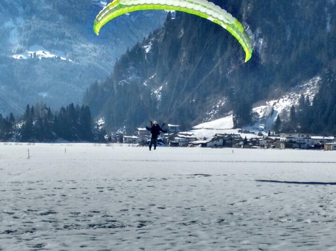 Zillertaler Flugschule景点图片