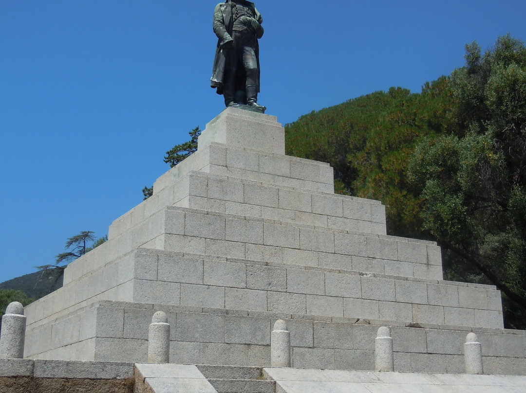Monument commémoratif de Napoléon 1er景点图片