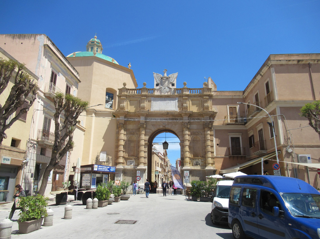 Porta Garibaldi-马尔萨拉必去景点
