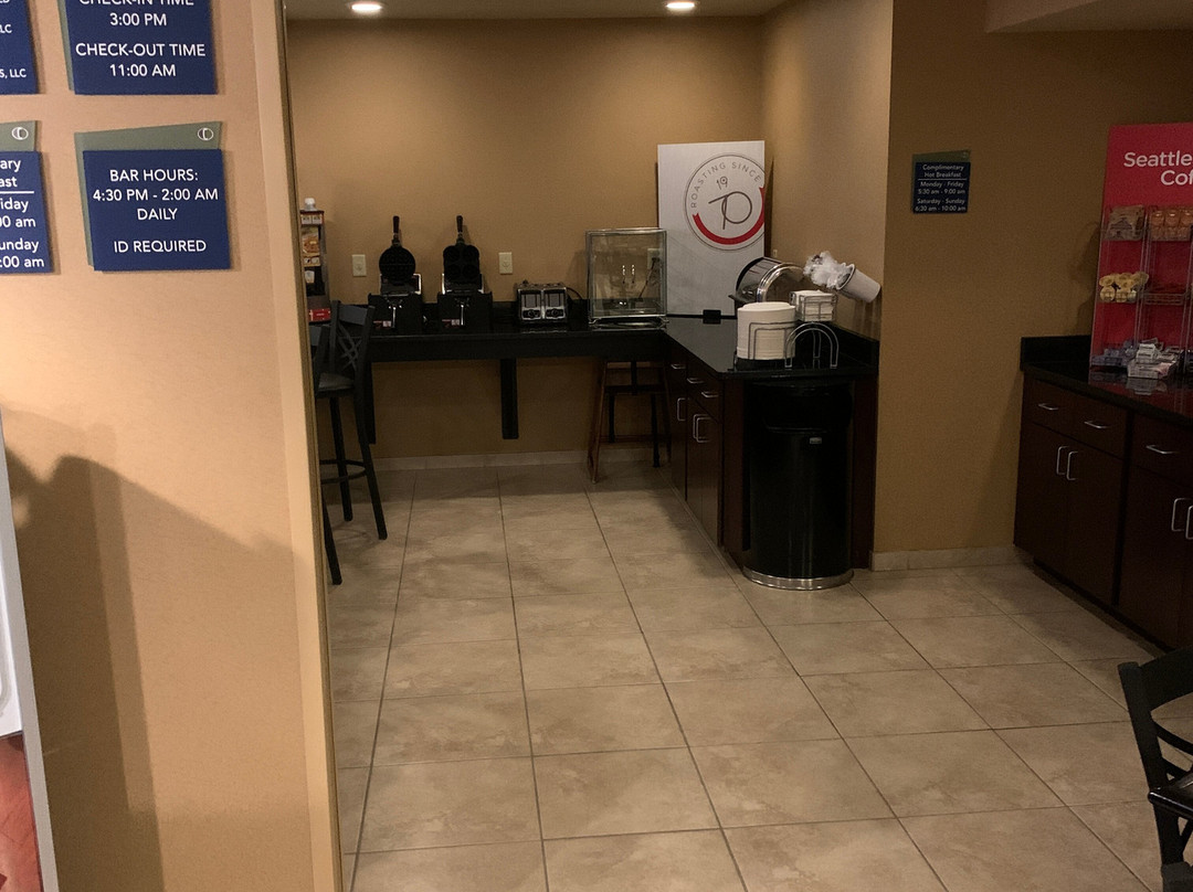 Cobblestone Inn & Suites - Ambridge主图