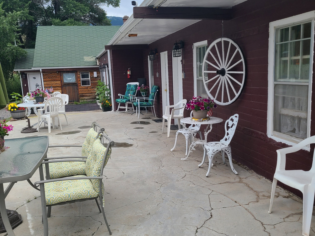 Black Bear Inn主图