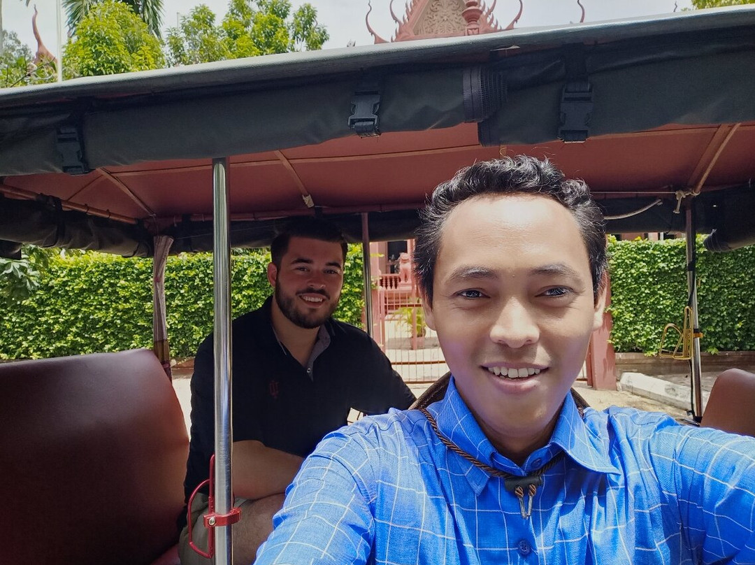 Sina's Tuk-Tuk or Van Driver & Guide Service-金边必去景点