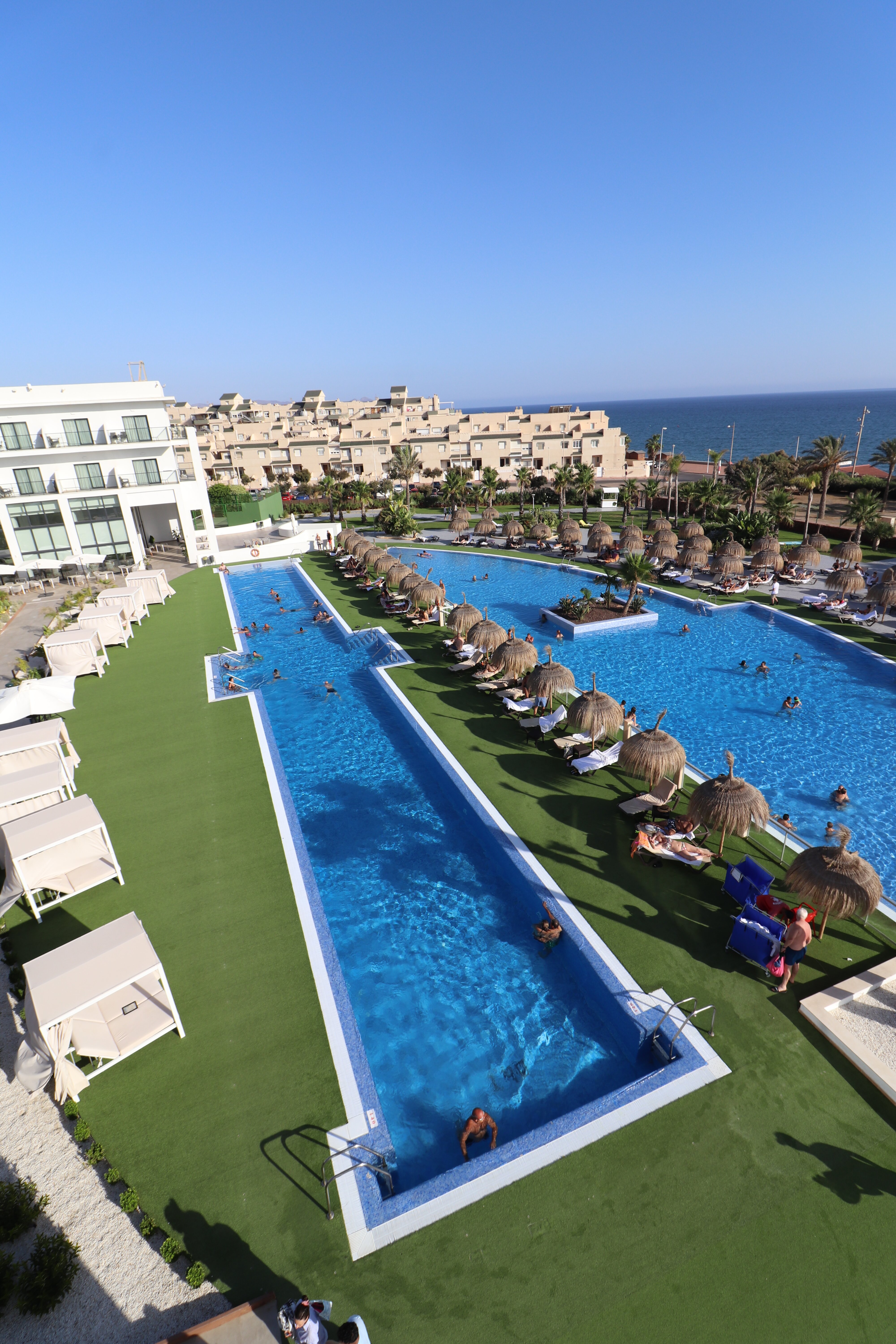 Cabogata Beach Hotel-泳池