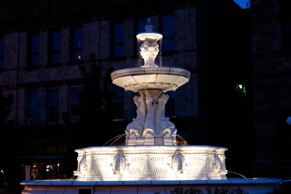 John H. Fulford Fountain景点图片