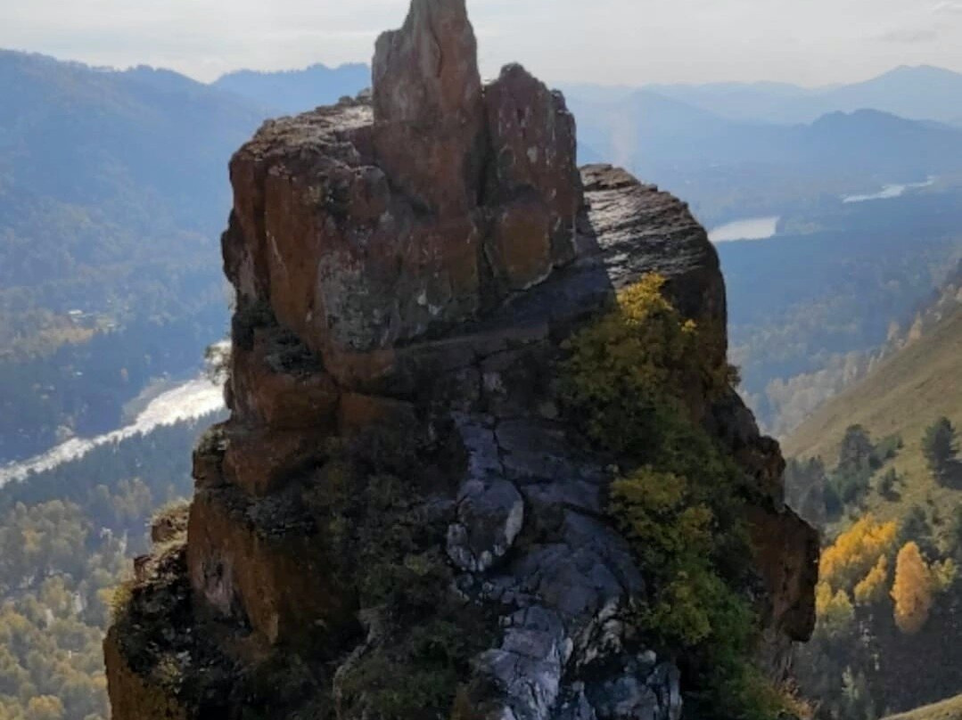 Mountain Devil's Finger景点图片