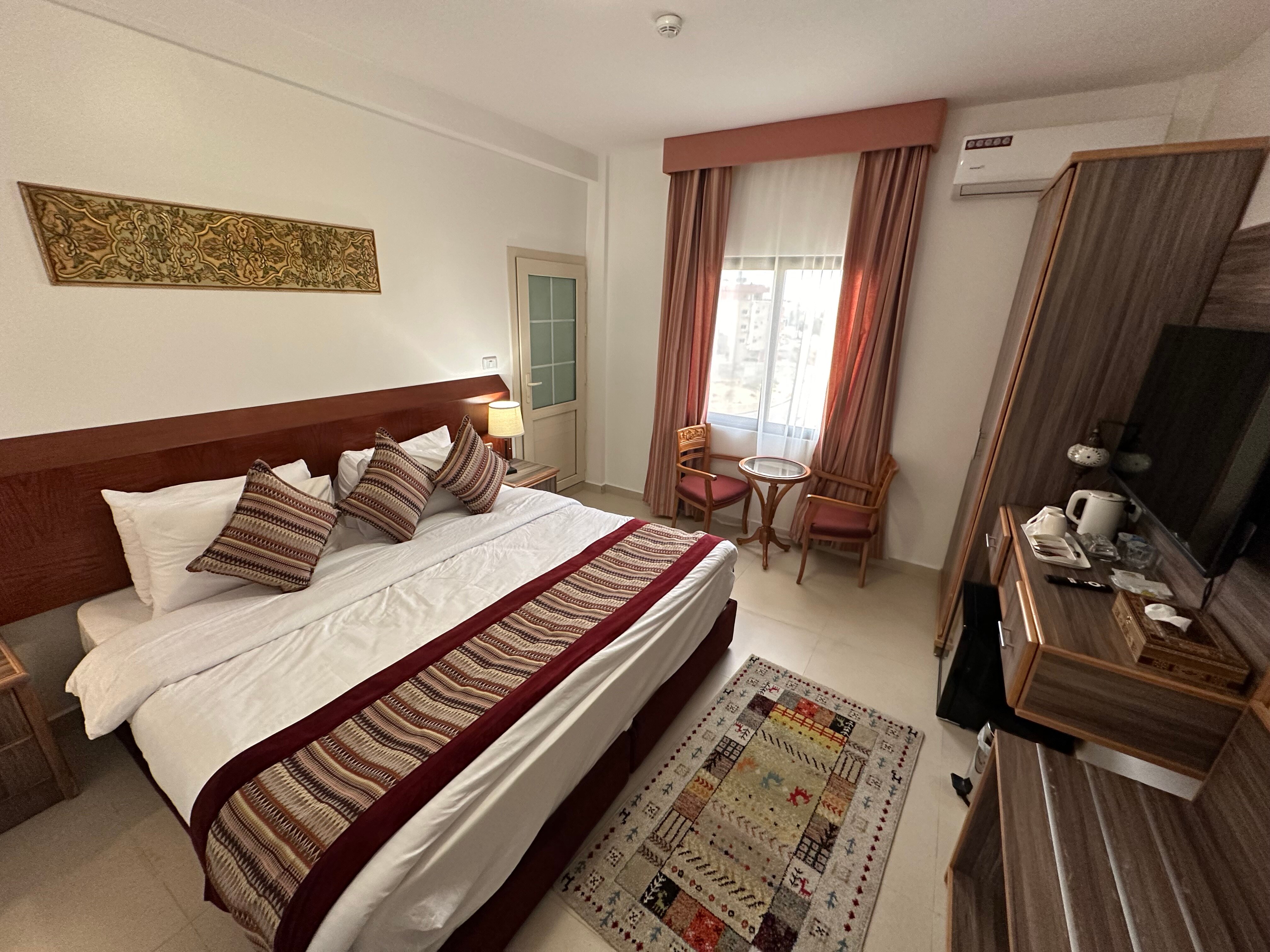 Petra Plaza Hotel-客卧