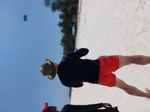 Coral Kiteboarding-迪亚尼必去景点