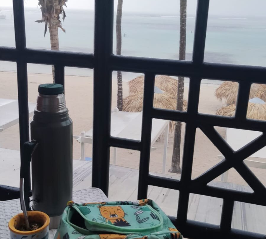 唐璜海滩度假村酒店主图