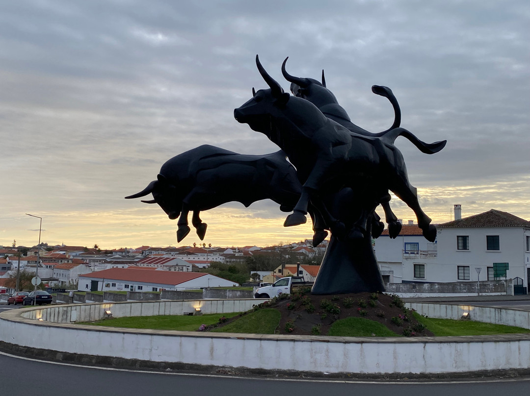 Monumento Ao Toiro (bull Monument)-亚速尔群岛英雄港中心区必去景点