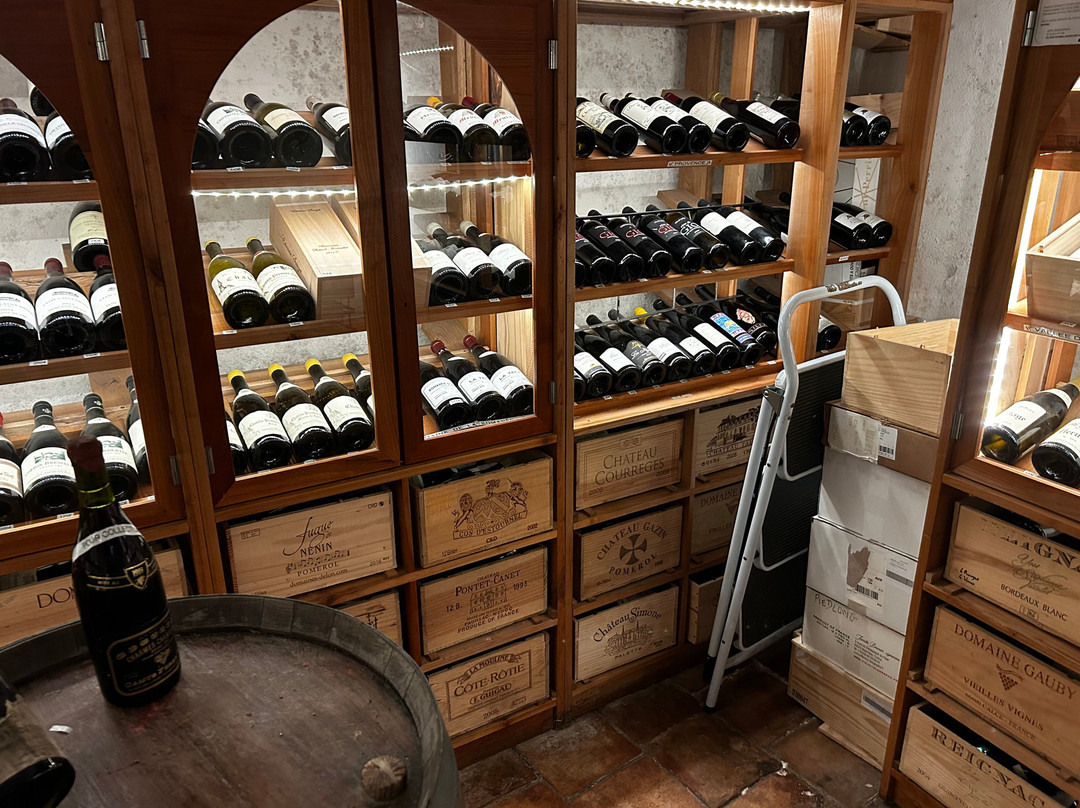 La Petite Cave de Saint Paul-圣保罗必去景点