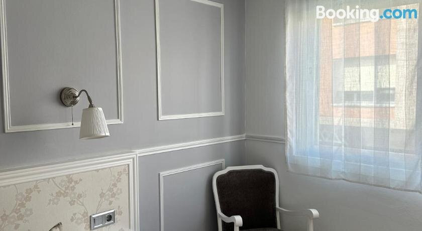 安格里托酒店主图