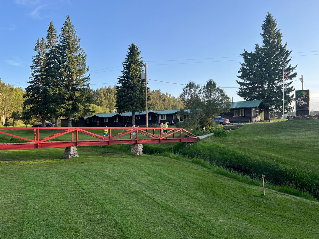 Calamity Peak Lodge主图