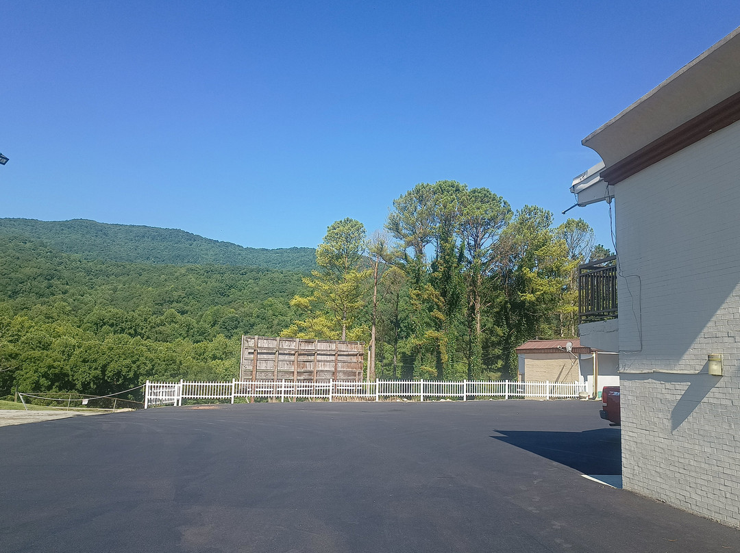 Red Roof Inn Caryville主图