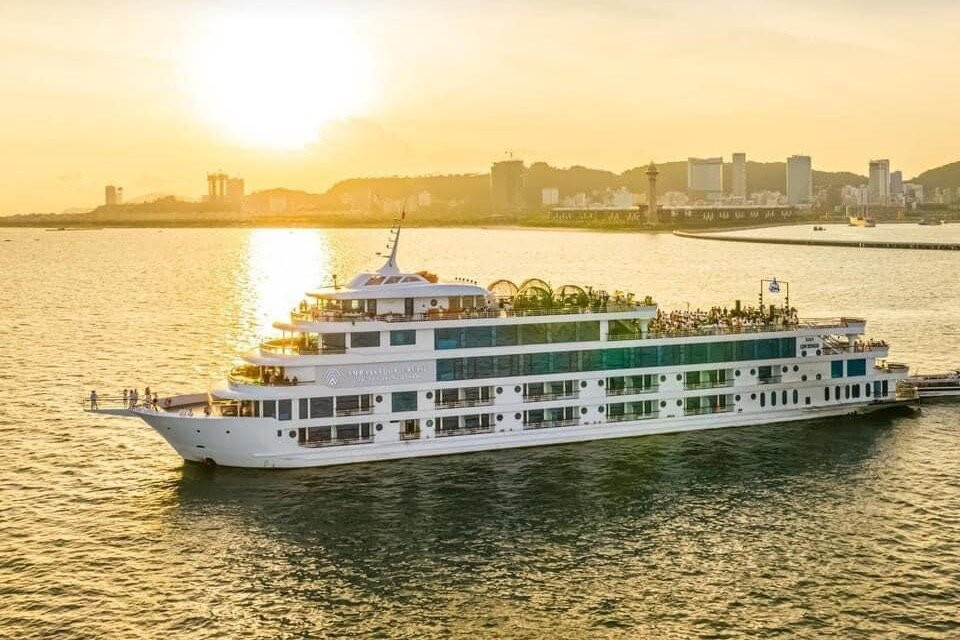 Halong Bay Cruises景点图片