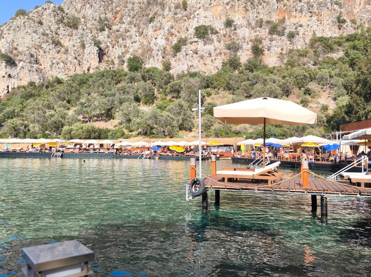 Hakiliki Beach Club-卡斯必去景点