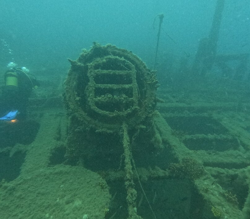 Oazi Blu-夫罗勒必去景点