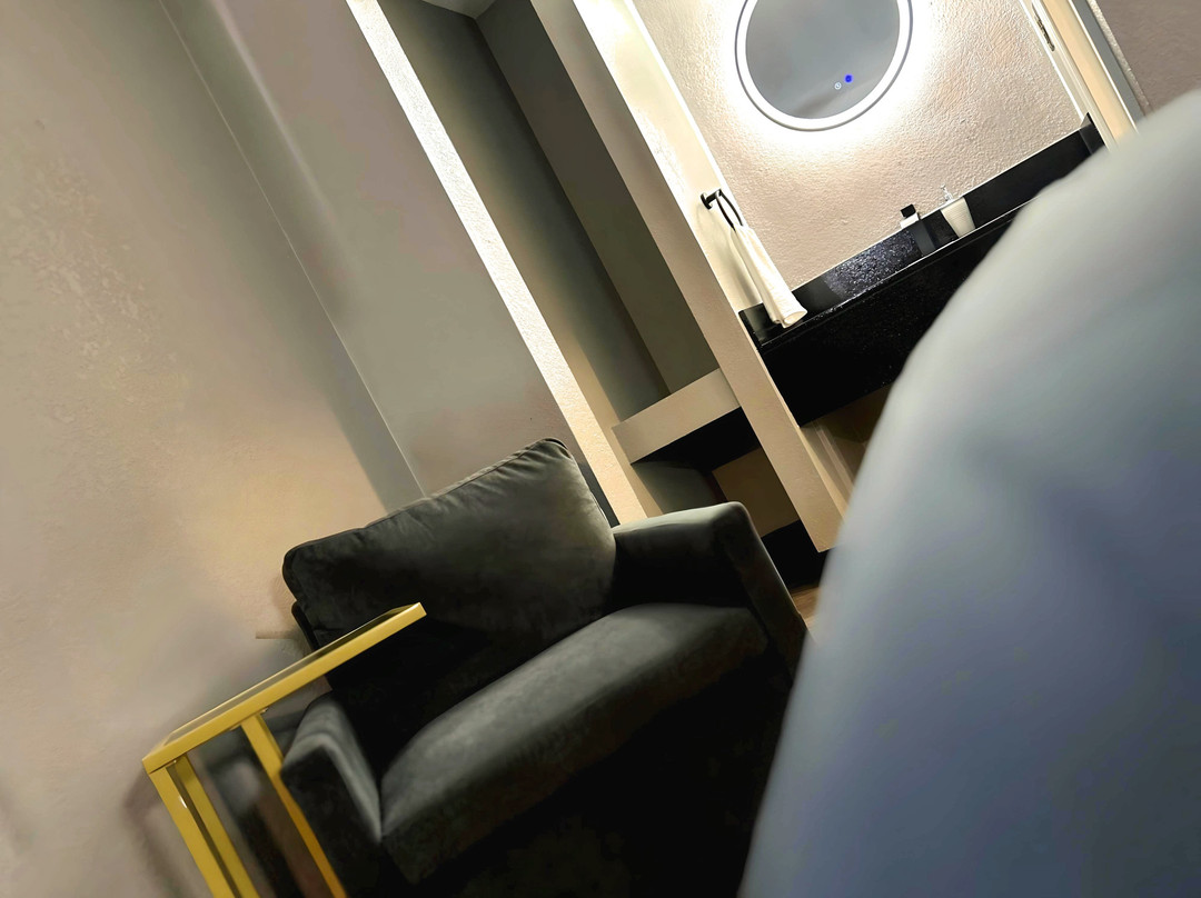 Starlight Stays: Boutique Hotel