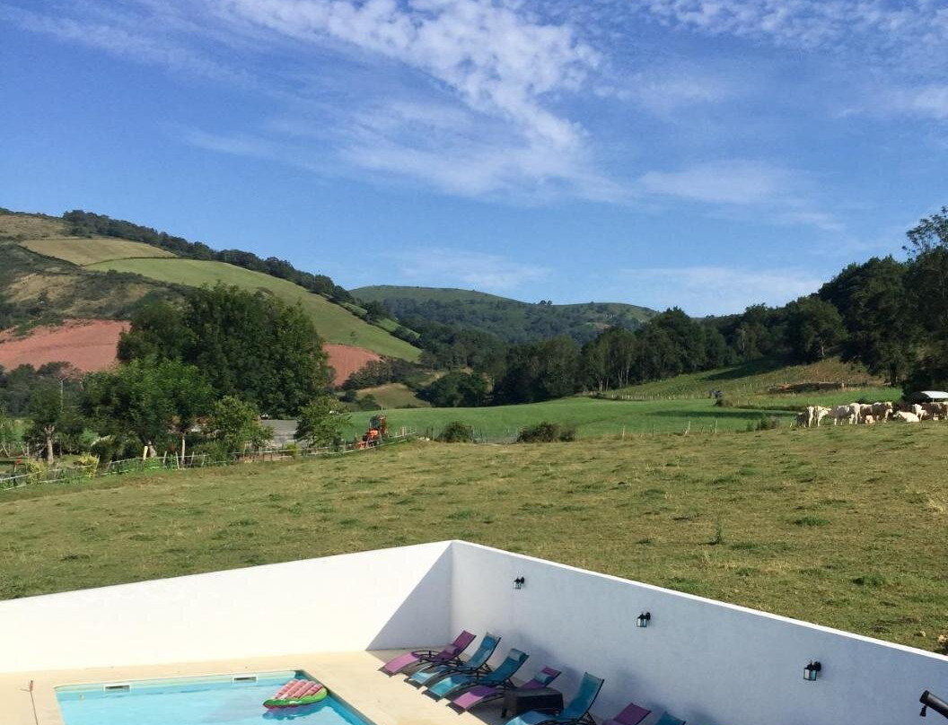 Maison Zubiatia主图