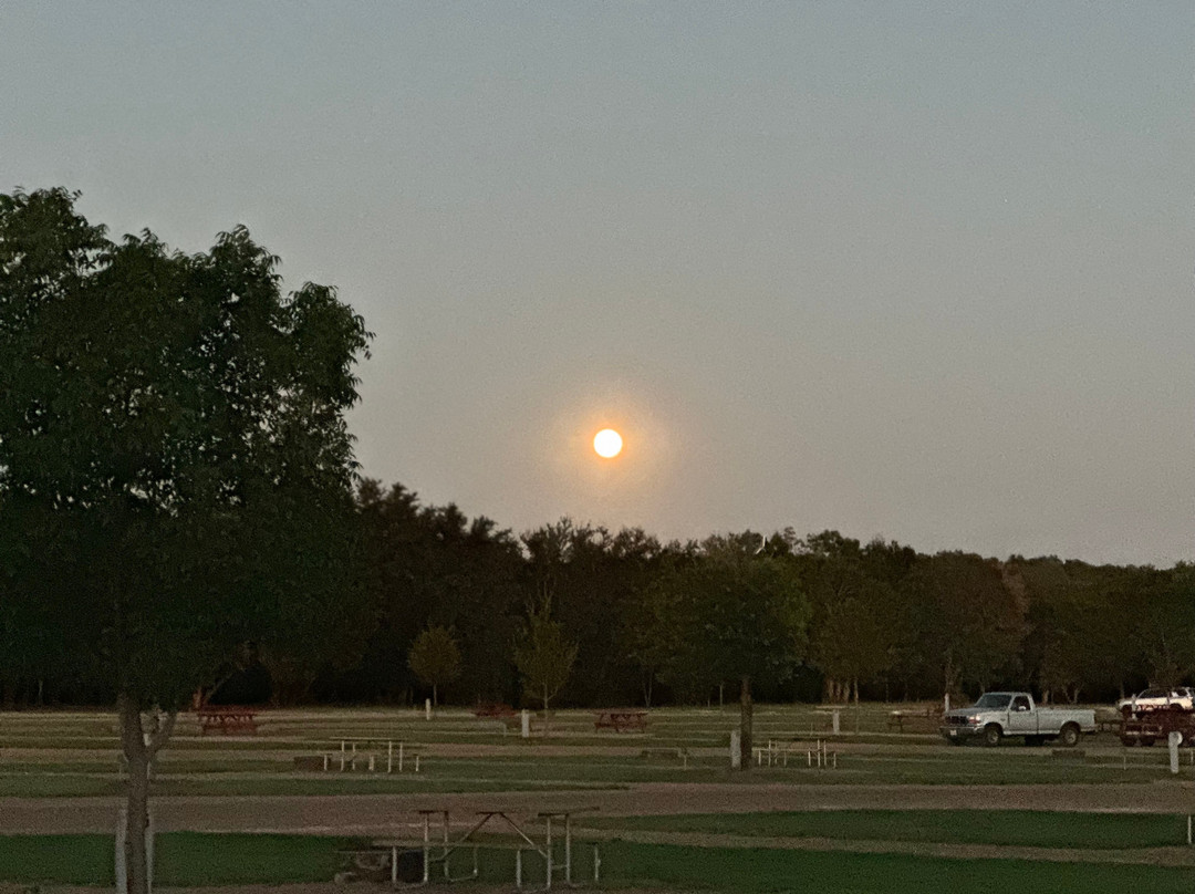 Dinosaur Valley RV Park-Glen Rose必去景点