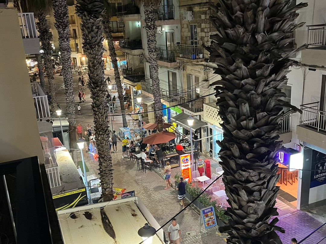 Maltese Cross Hotel