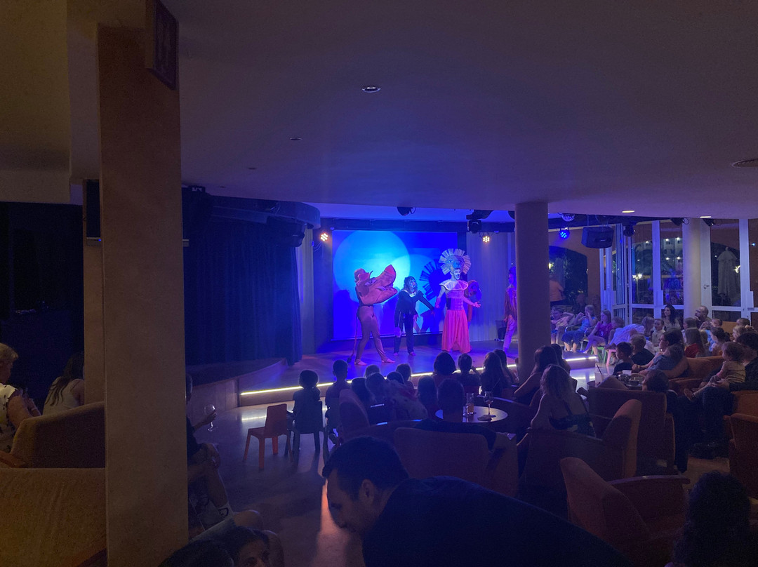 Valentin Grand Park Suite Hotel主图