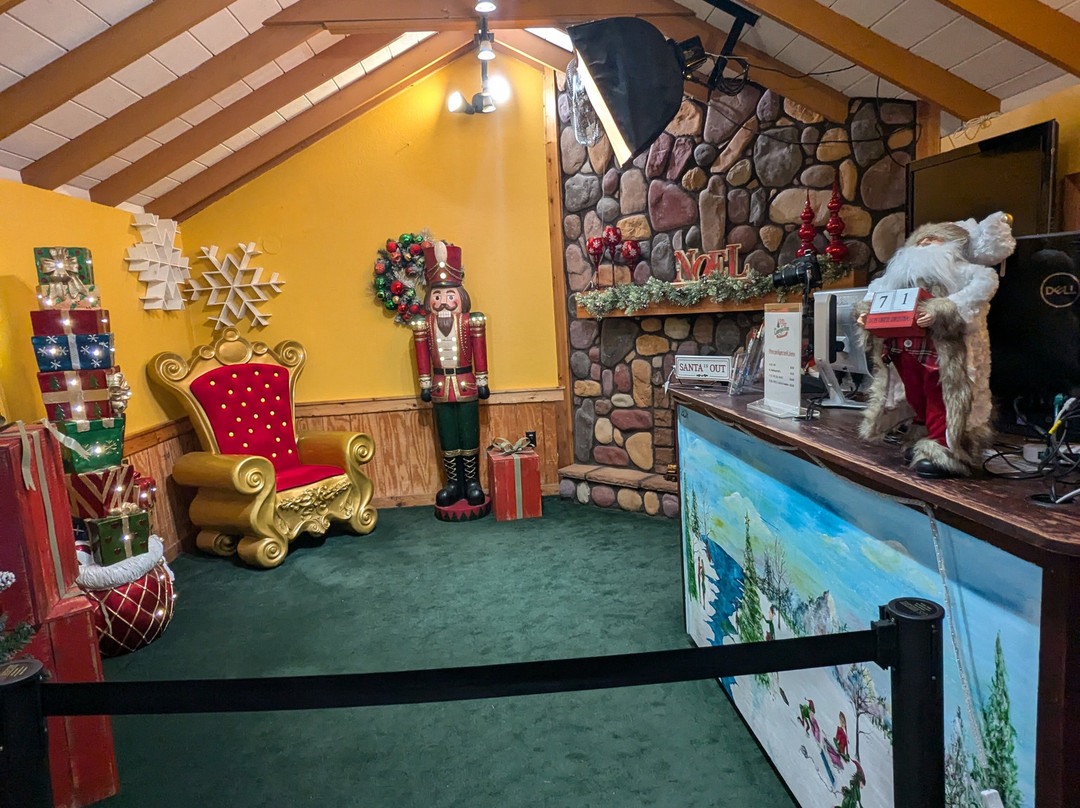 Santa Claus Christmas Store-圣克劳斯必去景点