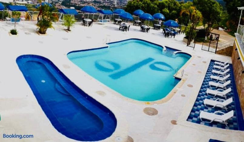 Hotel Giron Campestre