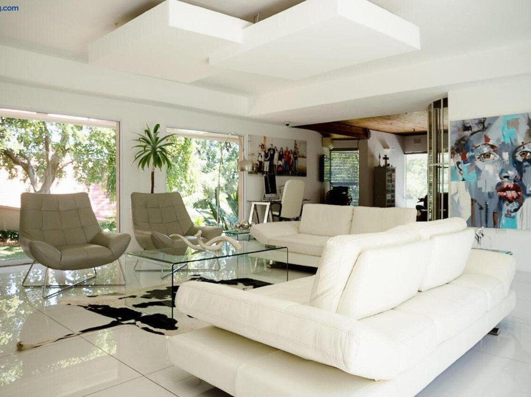 Luxury Upmarket Homestay 20 on 4th主图