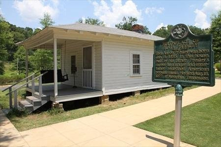 Elvis Presley Birthplace景点图片