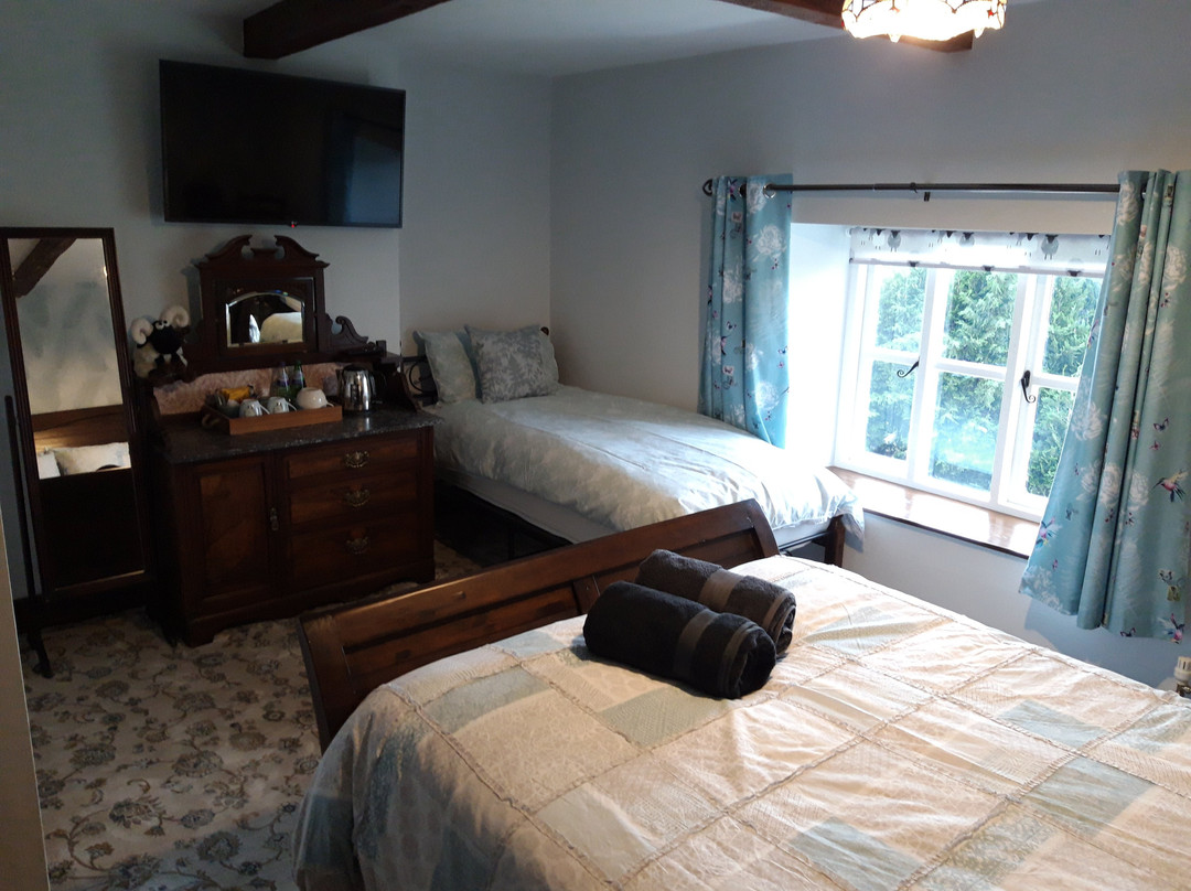Upper Eyton Farmhouse B&b主图