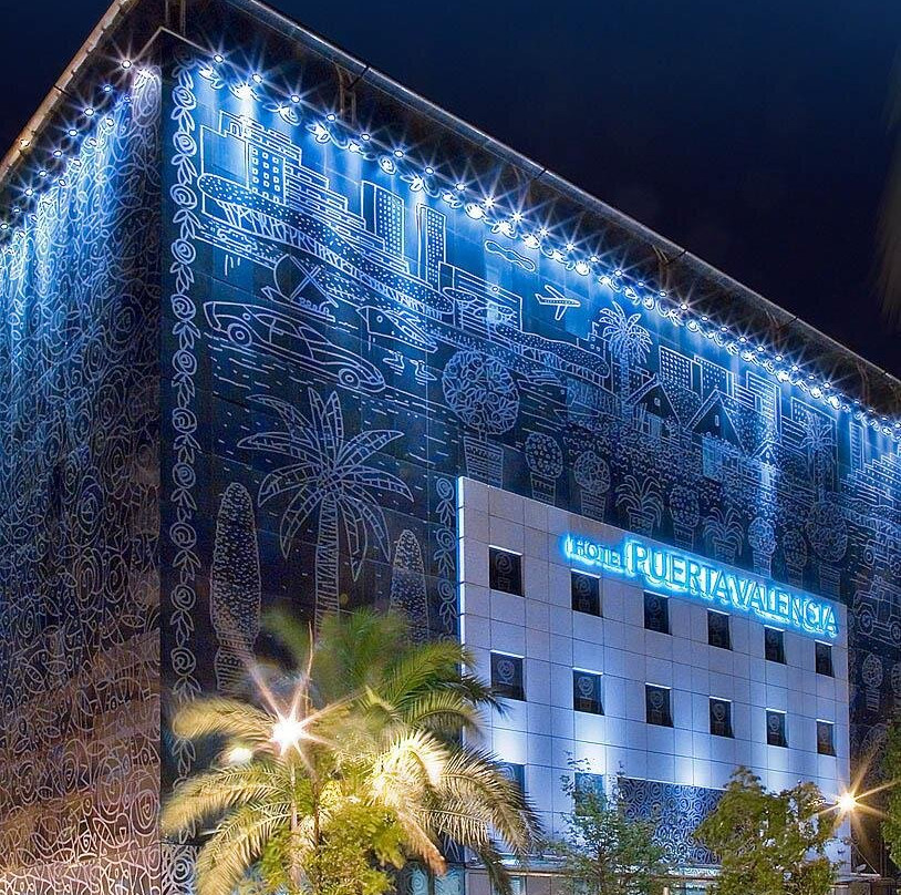 La Pobla de Farnals酒店住宿-瓦伦西亚市普埃尔塔丝绸酒店