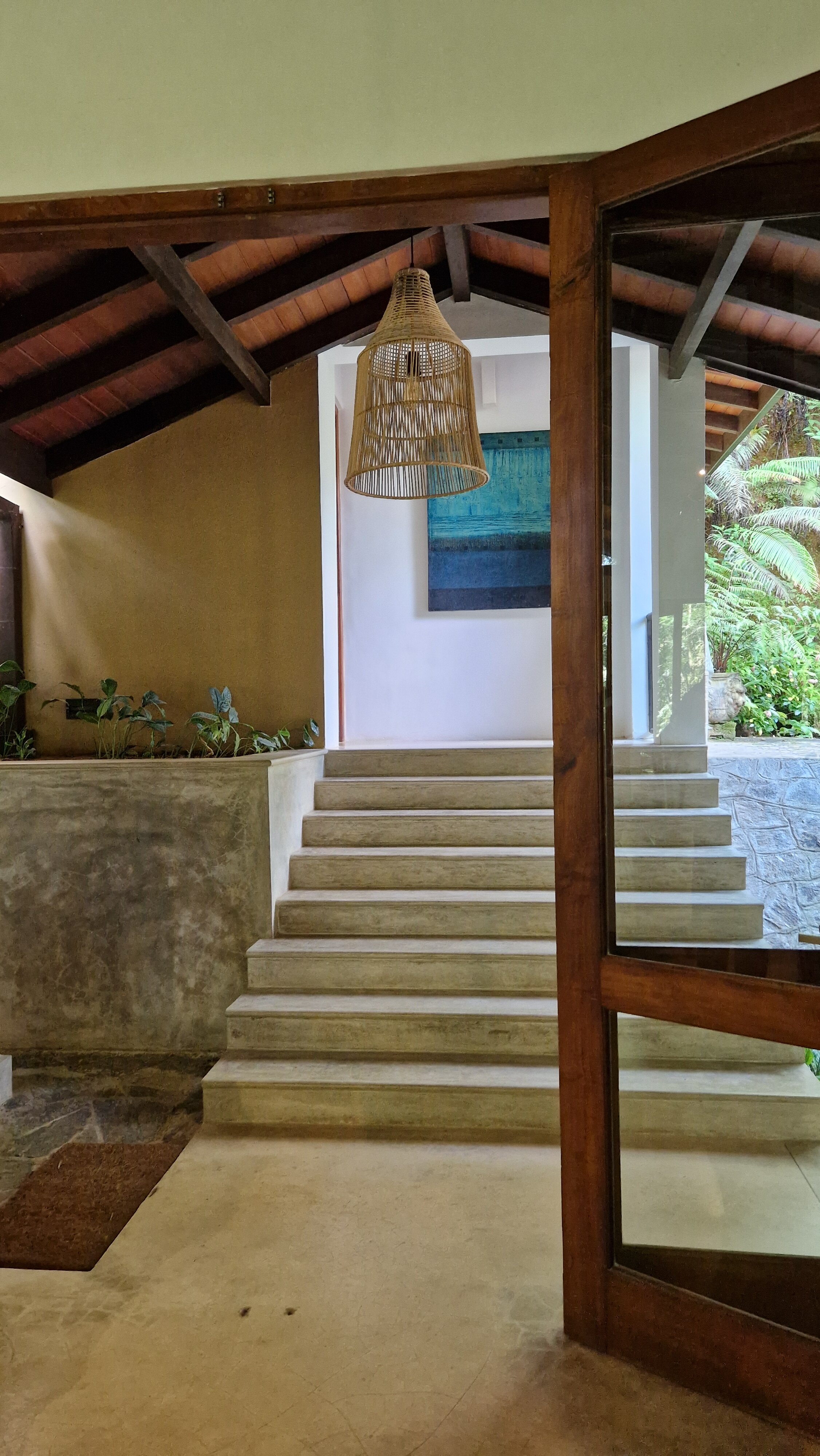 The Weir House-官方