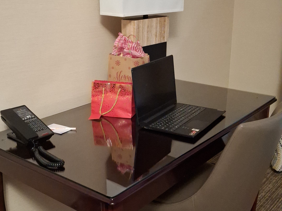 安大略米尔斯购物中心艾尔斯套房主图