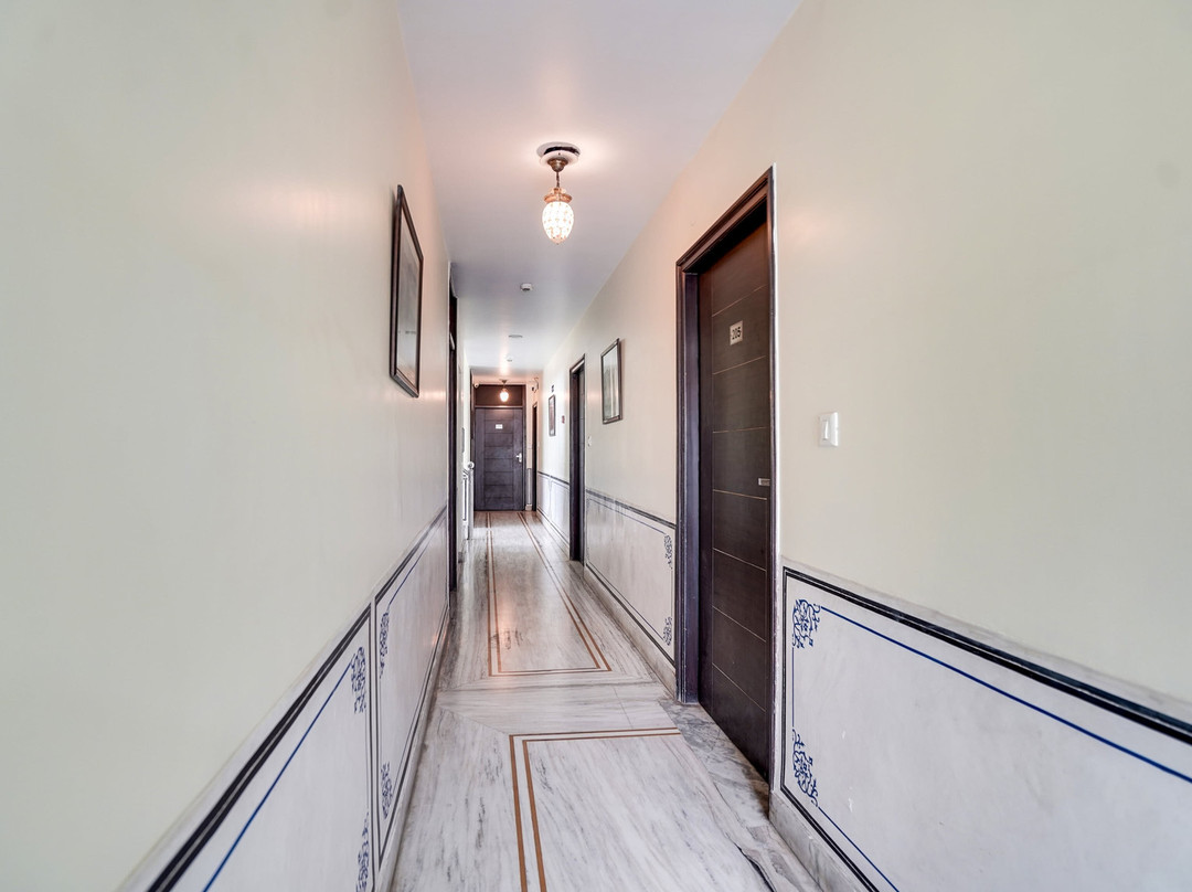 Super Townhouse Durgapura Formerly Gumaan Heritage