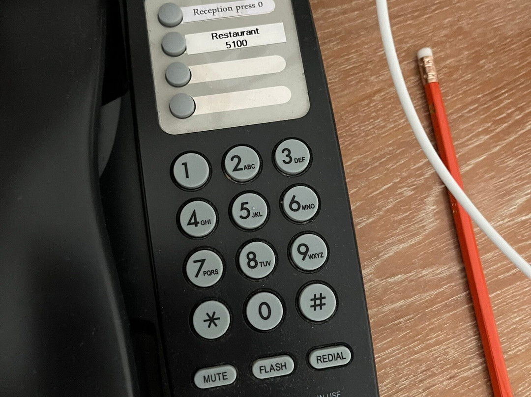 水晶拉迈酒店主图