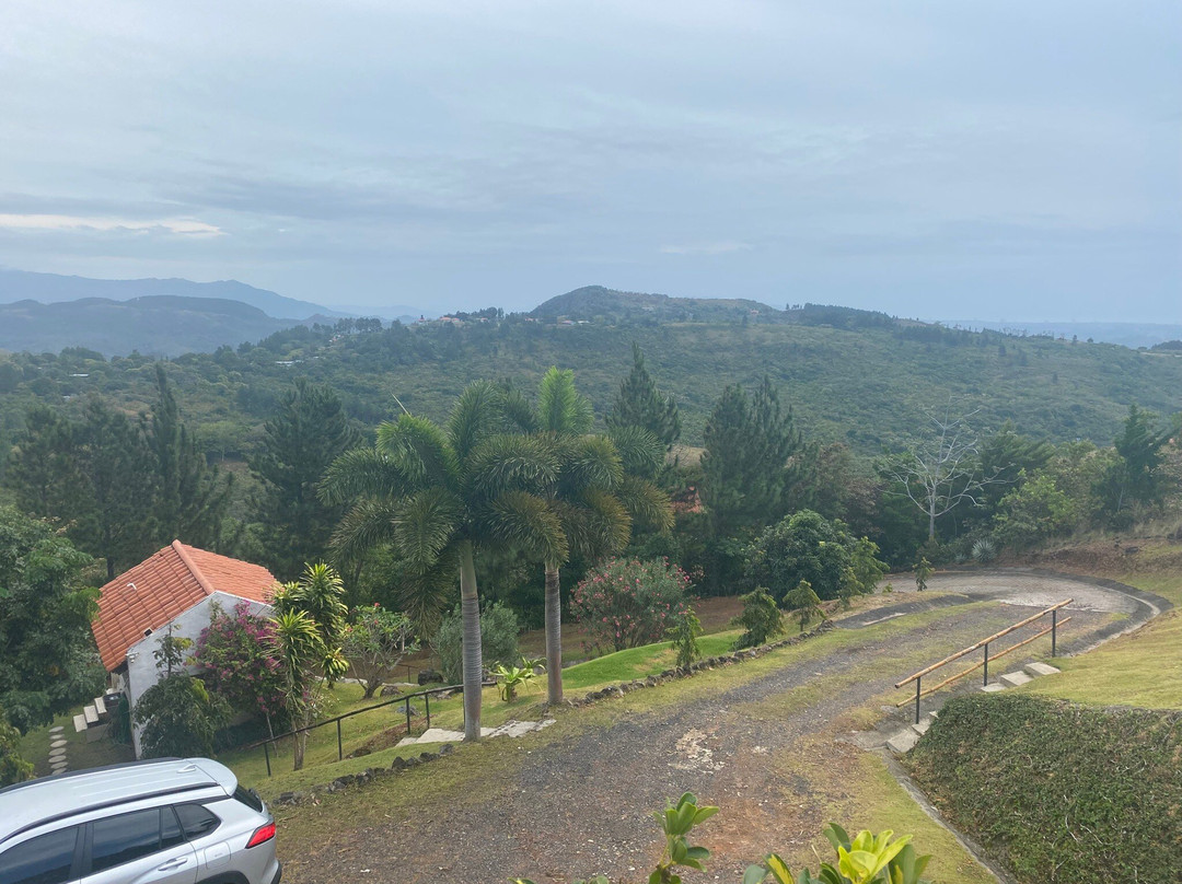 Hawk's Nest Bed & Breakfast主图