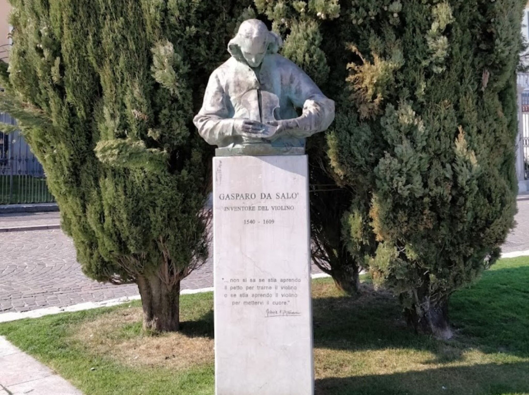 Monumento A Gasparo Da Salò景点图片
