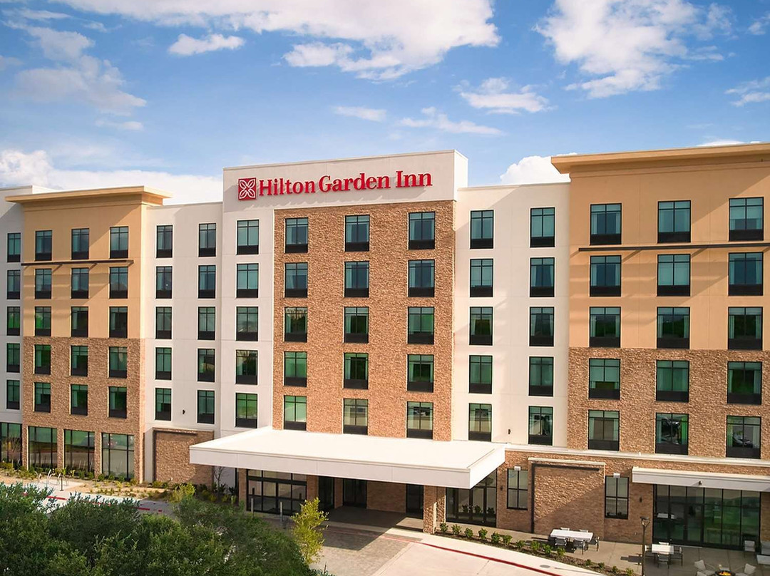 Hilton Garden Inn Grapevine at Silverlake Crossings