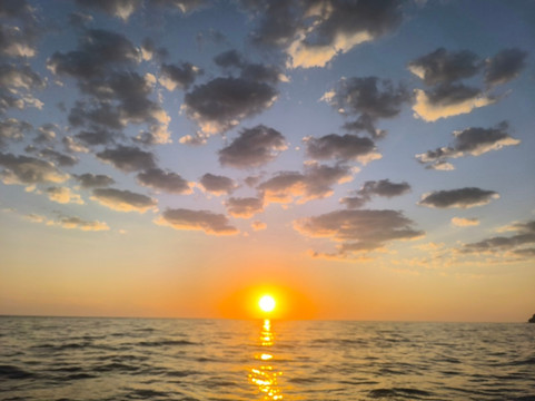 Santorini Boat Rental -License Free--圣托里尼必去景点