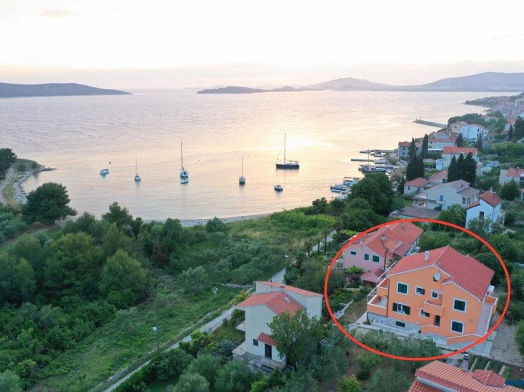 Apartments Dupin