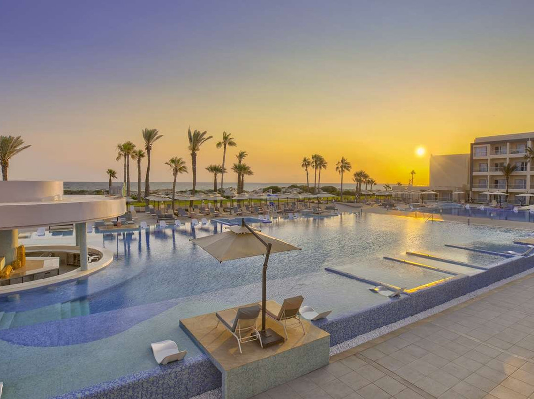 Hilton Skanes Monastir Beach Resort主图