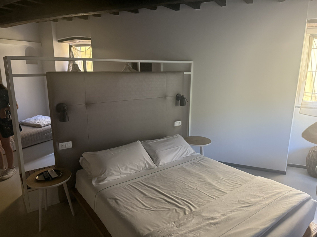 达巴瑞尼酒店主图