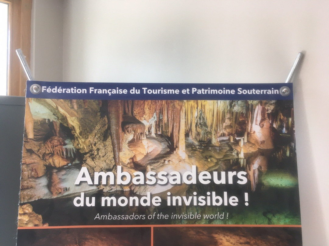 Grotte du Pech-Merle-Cabrerets必去景点