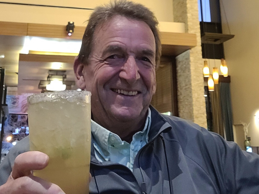 圣迭戈拉荷亚万豪酒店主图