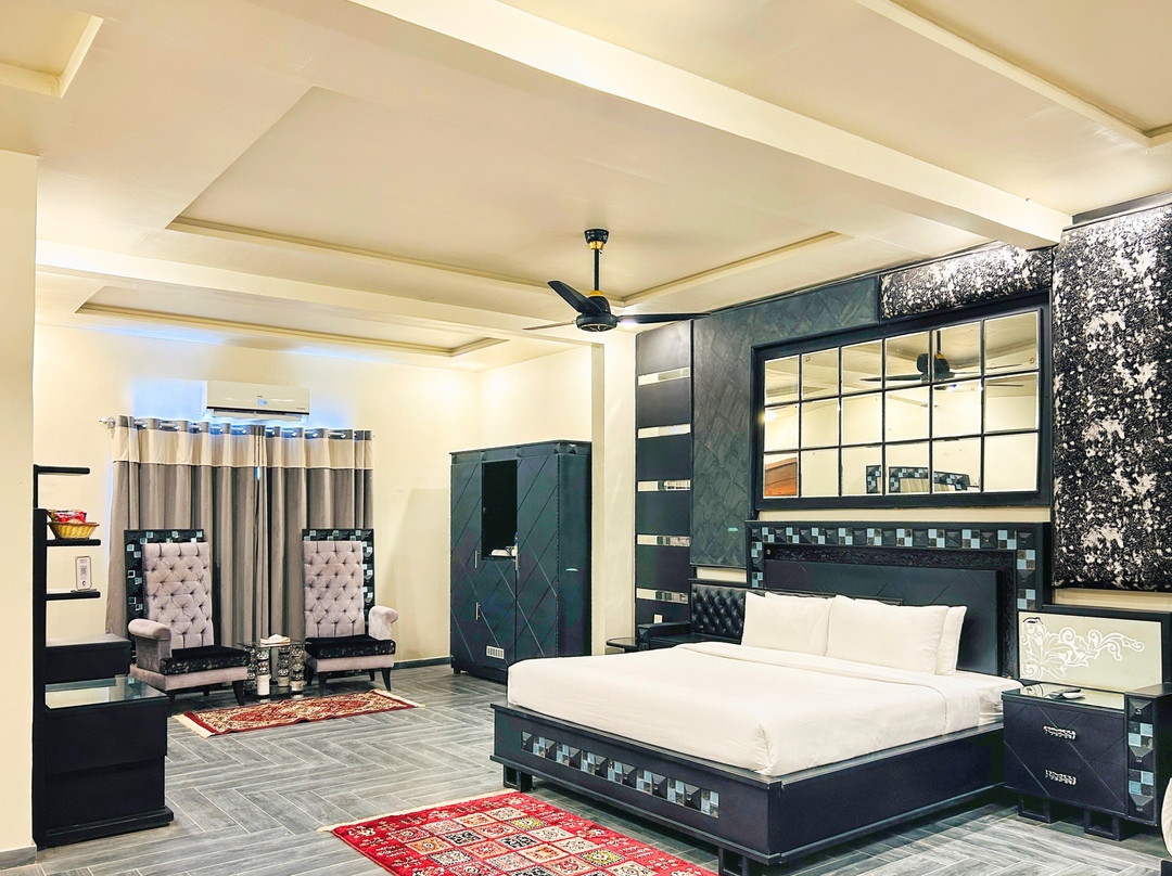 Hotel One University Sukkur
