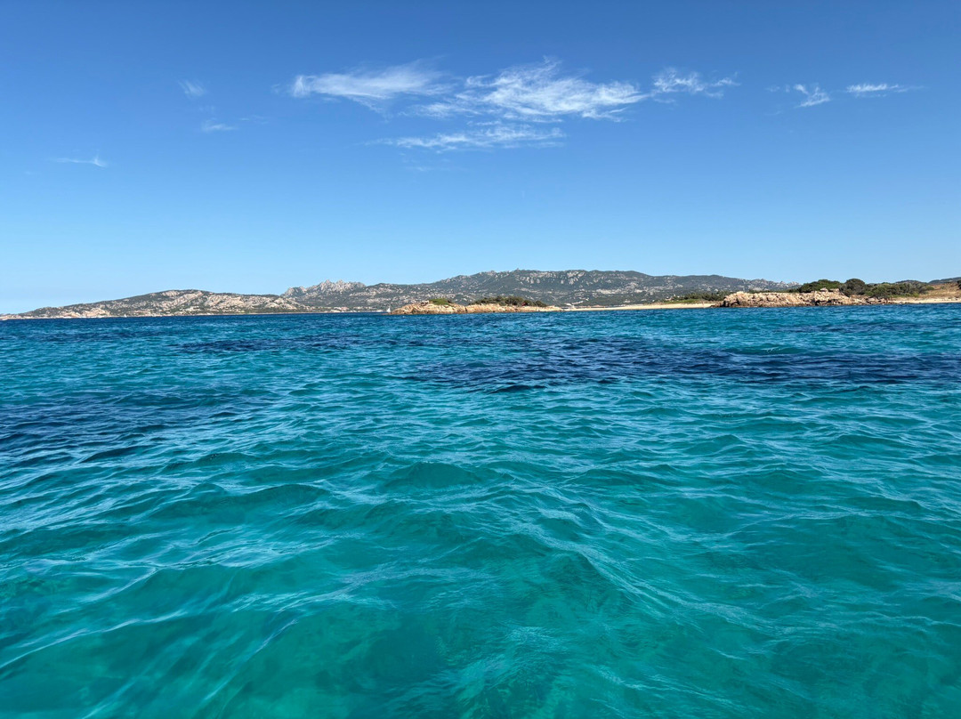 Spiaggia Mannena (Spiaggia Barca Bruciata)-Arzachena必去景点
