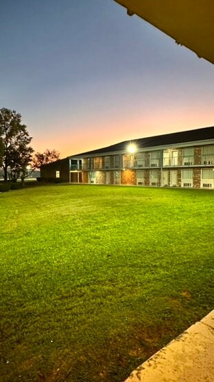 Howard Johnson by Wyndham Florence主图