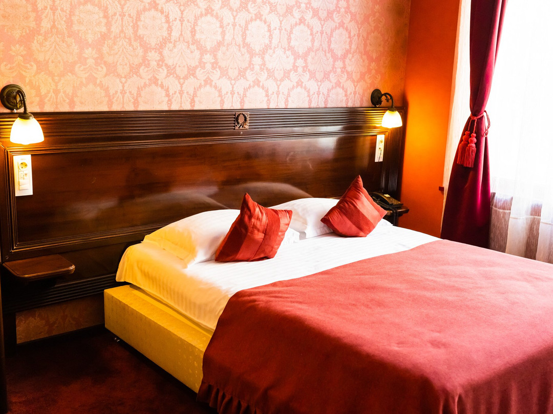 Daily Plaza Hotel主图