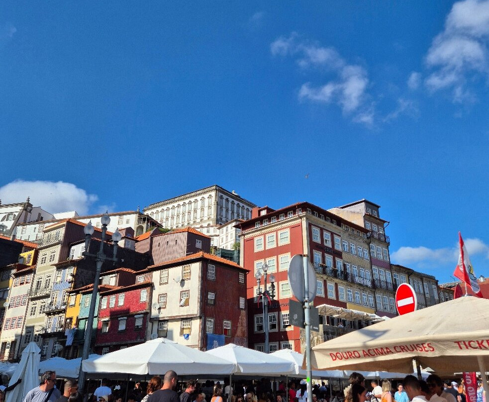 Praça Da Ribeira-波尔图必去景点