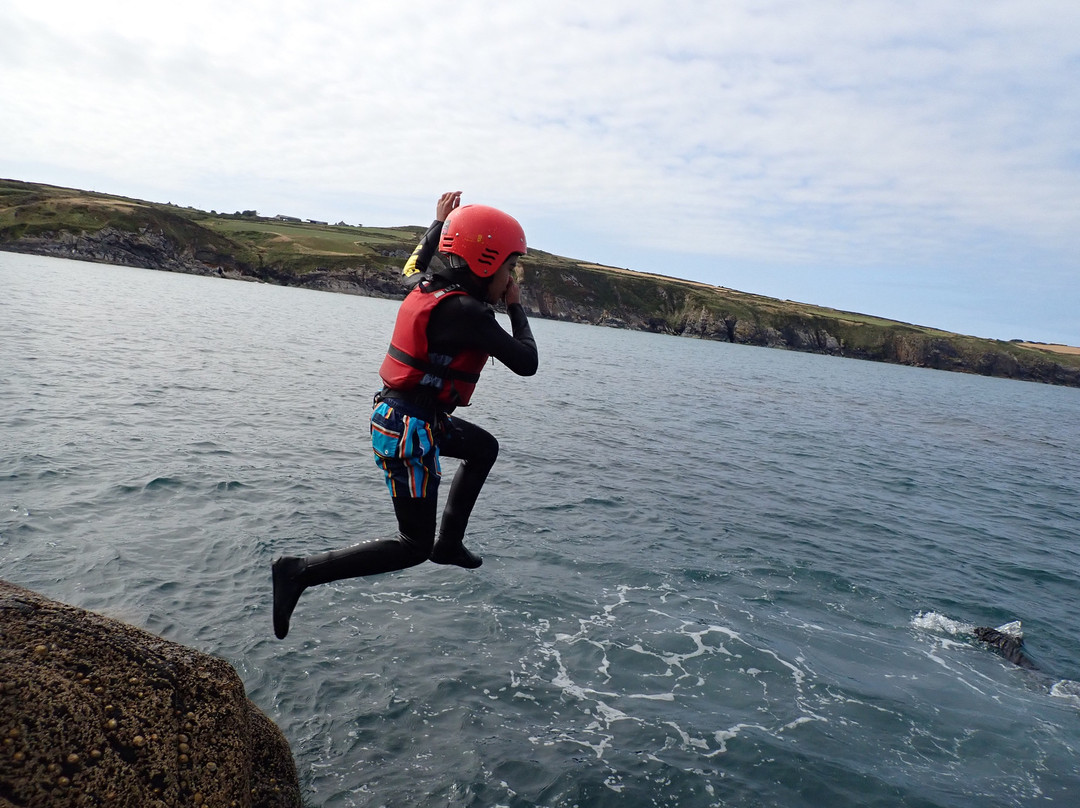 Celtic Quest Coasteering-哈弗福韦斯特必去景点